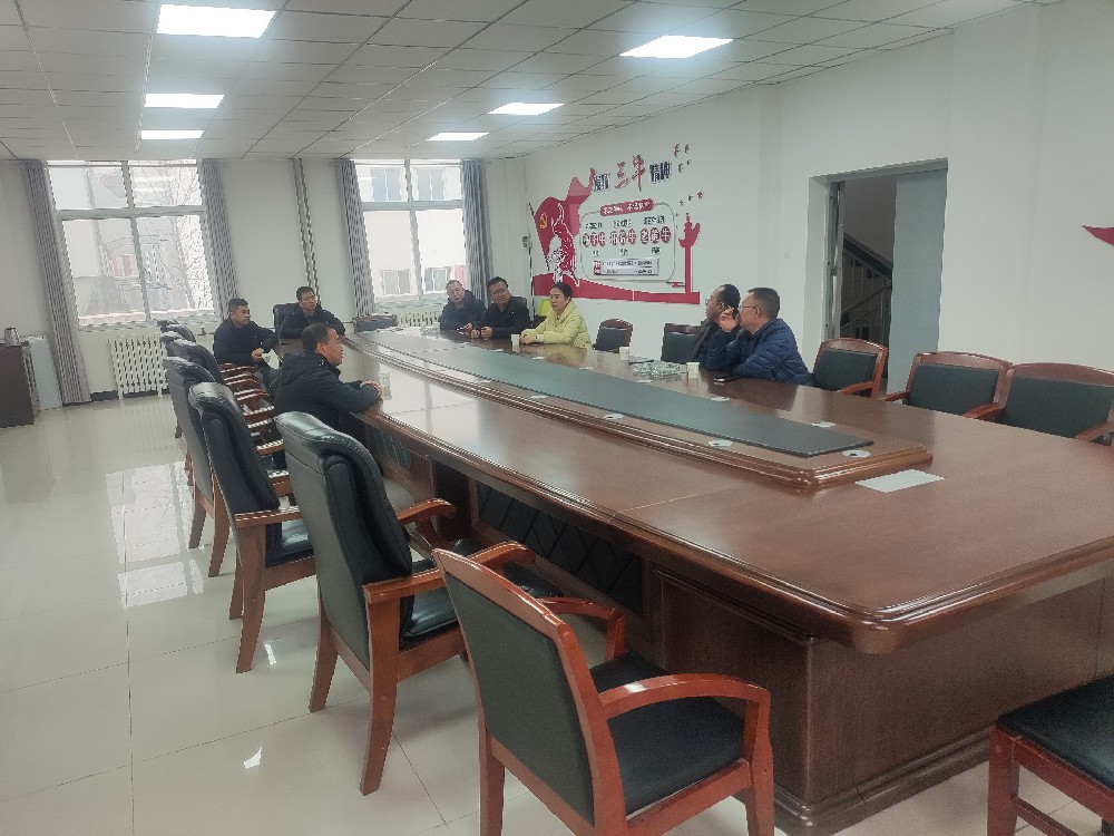 開(kāi)盛供熱公司積極配合市大氣污染防治專(zhuān)項(xiàng)檢查